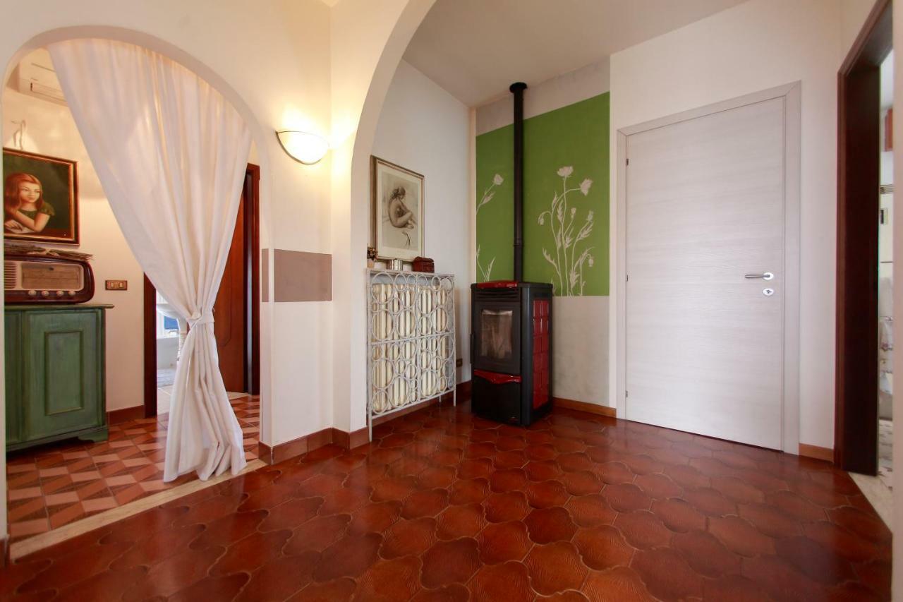 Tutti A Casa Di Pippo Apartment Peschiera del Garda